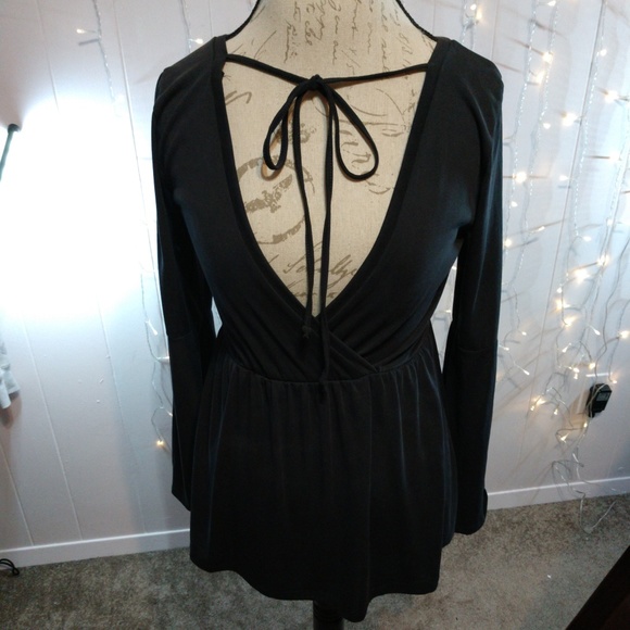 HYFVE Black Reversible Top - Picture 4 of 8